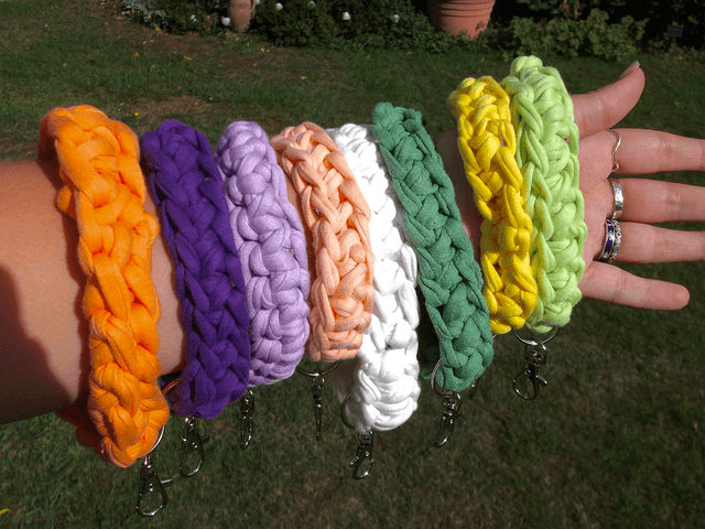 T-shirt wristlet